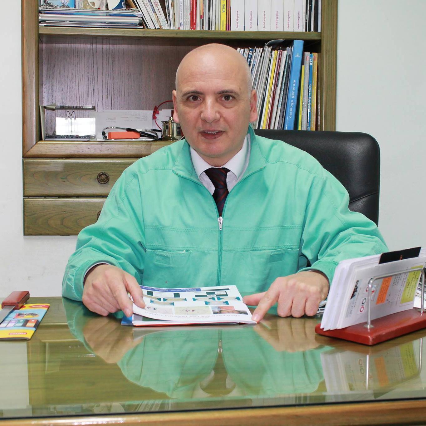 DrForestieri's profile picture. Dentista Estetica