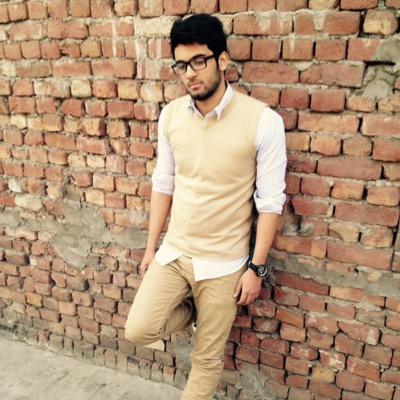Oye Aao g Sohnyo|Ki Khao Peo gy| profile dekho aur Follow hit karo | jeety raho :
hum ap k dil may rehtey hein