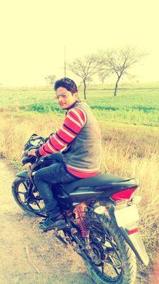 b5b8aab7bb98427's profile picture. 