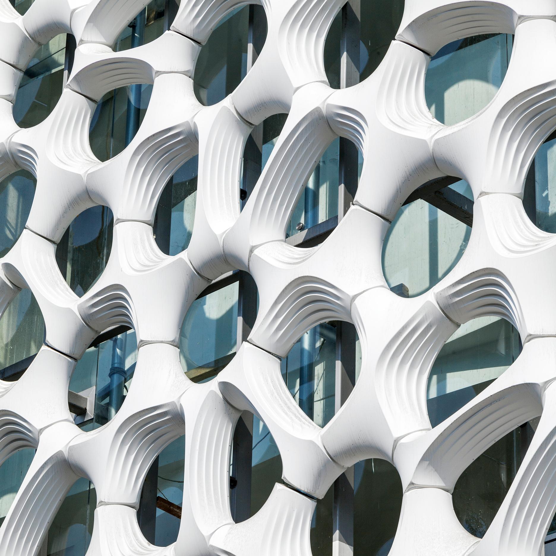 EE research and develop climate ornament for architecture
