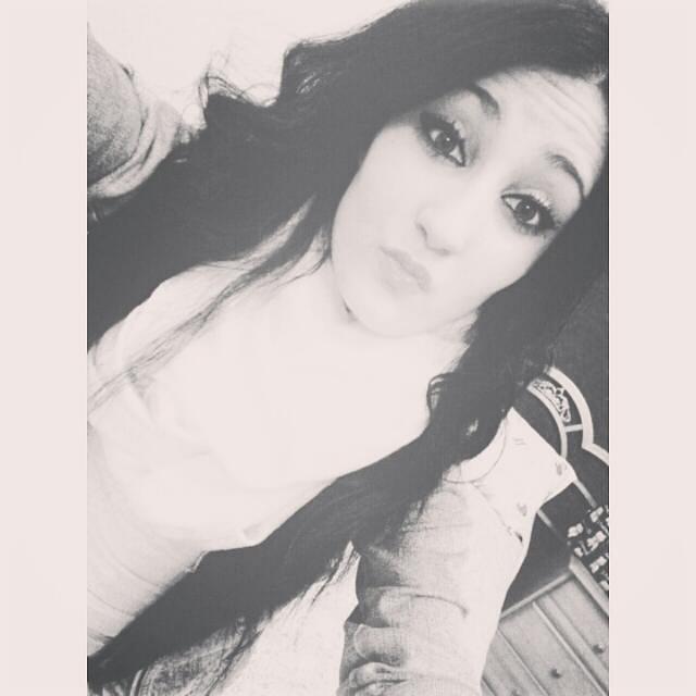 Del 98. Los cuentos me enseñaron que a veces ni los buenos son tan buenos ni los malos tan malos. @Maria_titiwiki ♡ Instagram: Aangy_98.