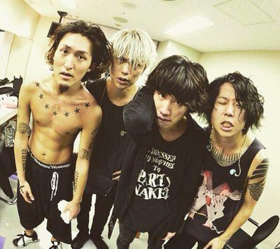 ONE OK ROCK