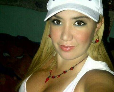 Carolin55486384's profile picture. 