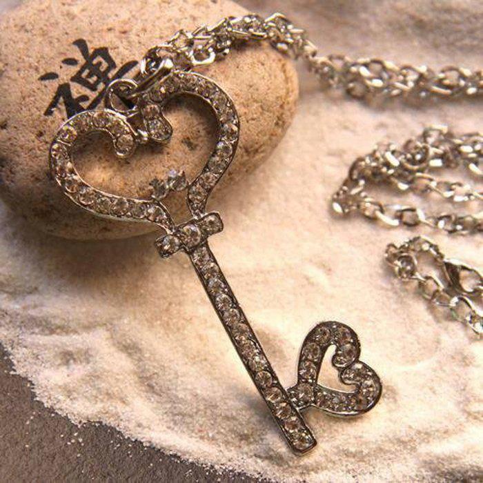 JocelyneLamour1's profile picture. 