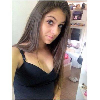 ''E que o verão no seu sorriso nunca acabe, e aquele medo de viver, um dia se torne um grande amor. whats 051 81758982