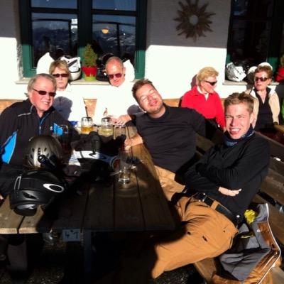 rmburgerhout's profile picture. 