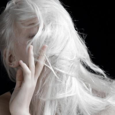 bareIyliving Profile Picture