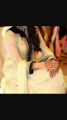 Fefo22s's profile picture. ماني بشاعره بس للشعر ذواقه..احب بوح القصيد الهادف الراقي