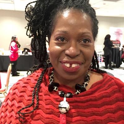 Award-winning journalist who loves meeting people, writing, reading, cycling and '60s Motown music @freep @WSU_Com