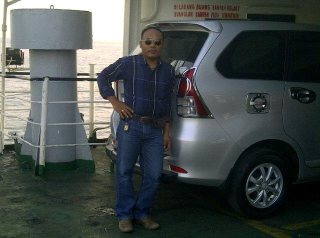 arieindfok's profile picture. 