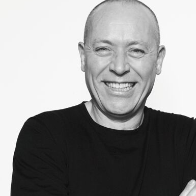 Simonellis4's profile picture. Int Creative Director - Schwarzkopf Professional