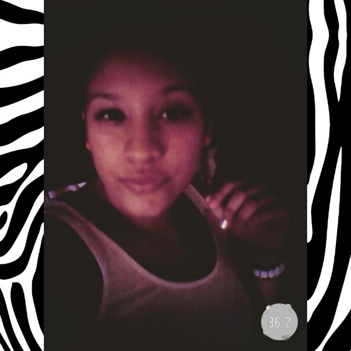 whatssap 3209470880
