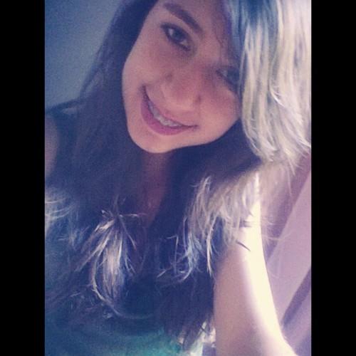 Dani~..mas eu sei que se eu esperar , as coisas boas vão chegar..❤~ ❤