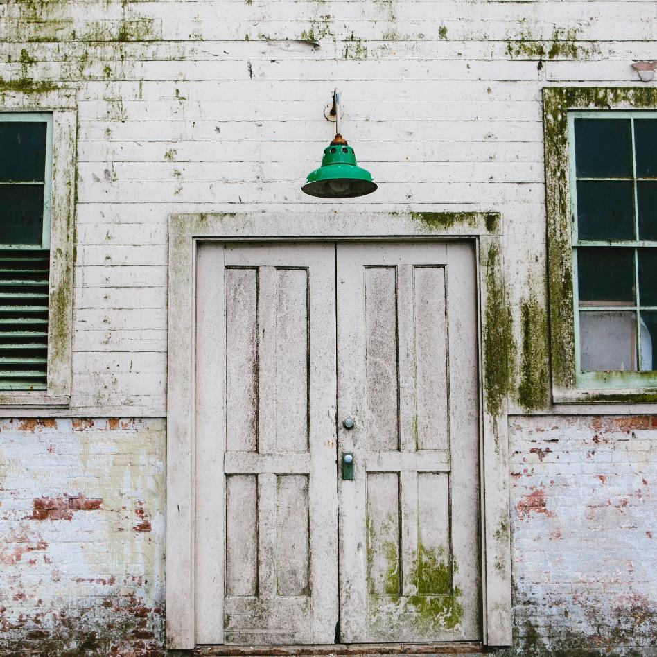 TwentysMagazine's profile picture. Twenty · Somethings Magazine celebrates the diverse and creative lifestyles of women who bravely find identity in the worthwhile. We’re glad you’re here.