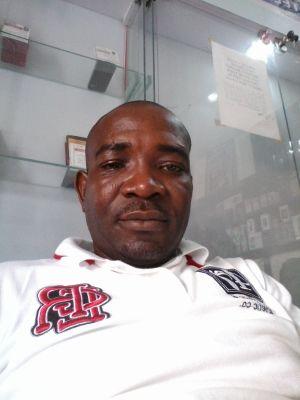 Am 32yrs old nice looking Male,From Ekiti State,Nigeria,based in Abuja,work for Samsung Mobile and Married.