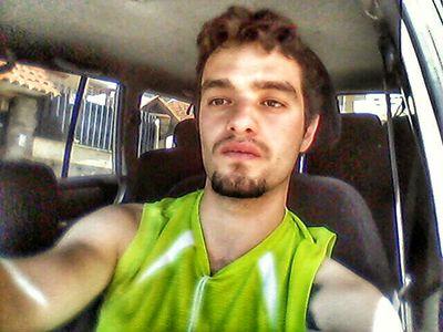 fanatico de la musica rock ; electro house ; trance ; deep ;  rap  ; fanatico del futbol de la lectura el cine y el arte
