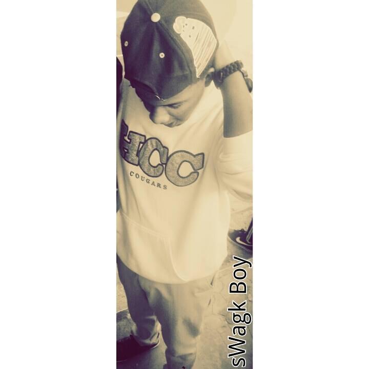 Rich_Bow_sWAG's profile picture. 