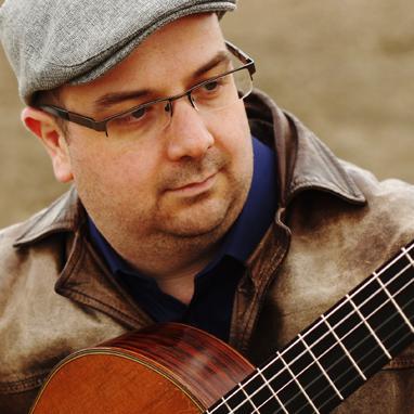 Guitariste, compositeur, arrangeur et ethnomusicologue.