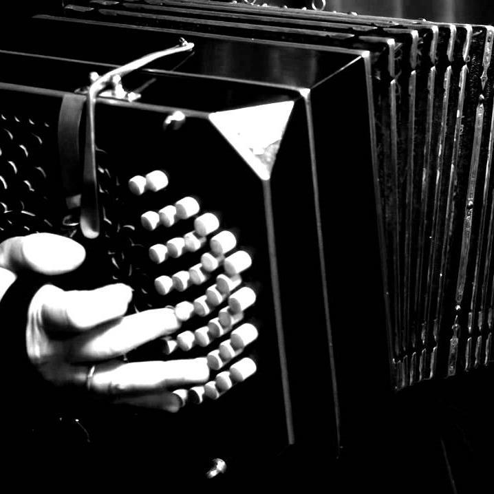 Nochesbandoneon's profile picture. Publicación periódica sobre Buenos Aires, su gente y su cultura. Una guía que no encontrarás en una librería.