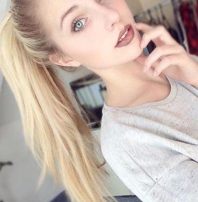 ella 15 ans