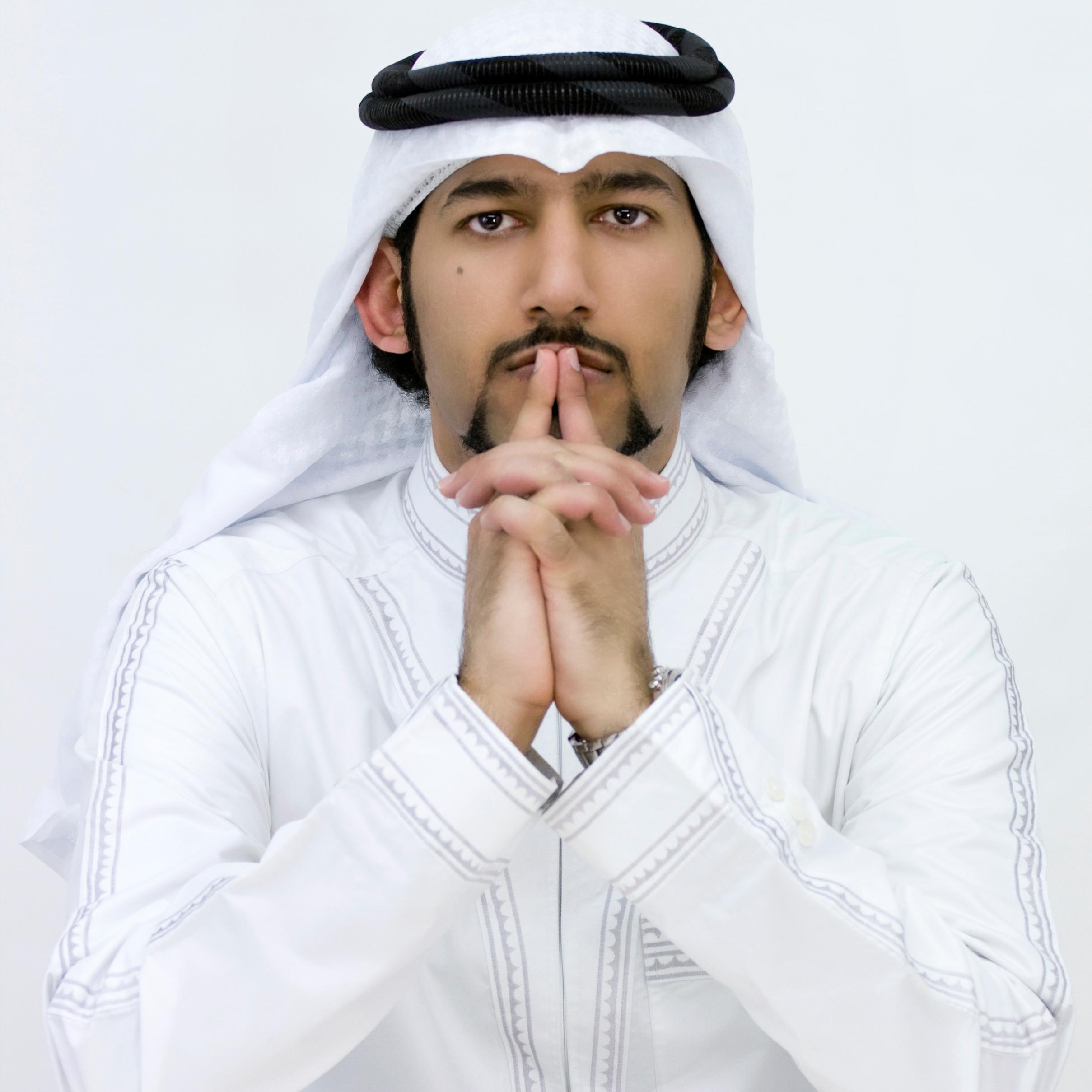 ‏MA in Education (TESOL),Teacher.من اطهر بقاع الدنيا .بطيبة رسم للرسول ومعهد منير وقد تعفو الرسوم وتهمد. مع المصطفى أرجو بذاك جواره وفي نيل ذاك اليوم أسعى وأجهد