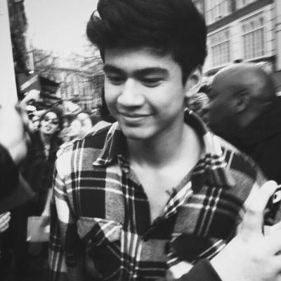 you are my getaway, you are my favorite place.

||1/6 of DTU||