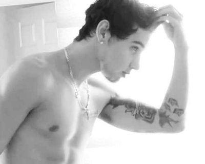 1/5 of the @Janoskians 1/2 of TwinTalkTime RP/FL