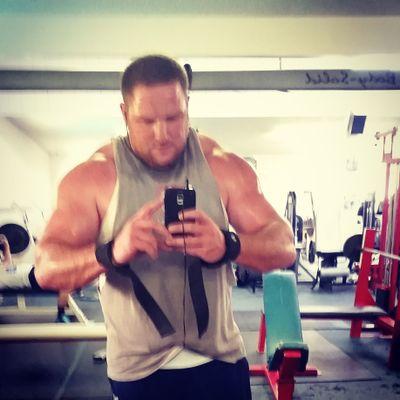 RandallBong's profile picture. 