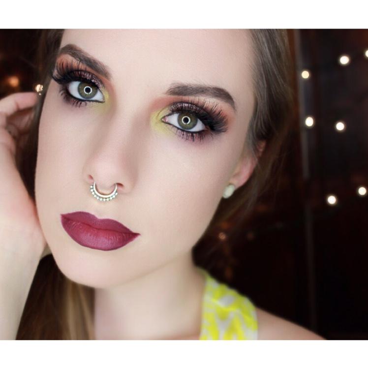 YouTube Beauty Vlogger https://t.co/SIFJS8zZfd A truly happy human, and therefore - a unicorn Seattle. Insta:@xSarahNicolexX Snap:sarahssssssssss
