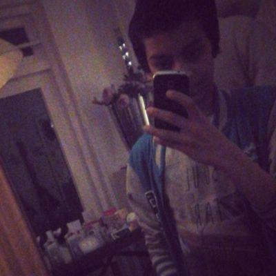 naam999's profile picture. 