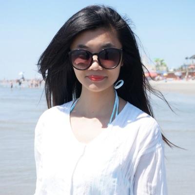 Please follow me on Instagram: @whbelle