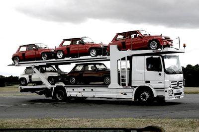 Cuenta dedicada a los apasionados en los coches. pasadnos fotos de los vuestros coches por md, las tweetearmos y la que mas RT sera la foto de perfil.