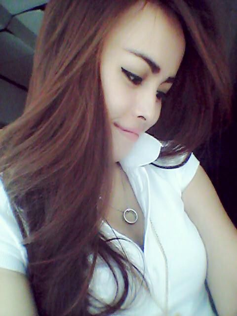 _NEZZA's profile picture. suka angka 18+ || nge'fans banget sama @aurakasih87|| pecinta DOMO || orang paling bahagia yg saya kenal adalah orang yg telah belajar mengenal saya || ©1802 ||