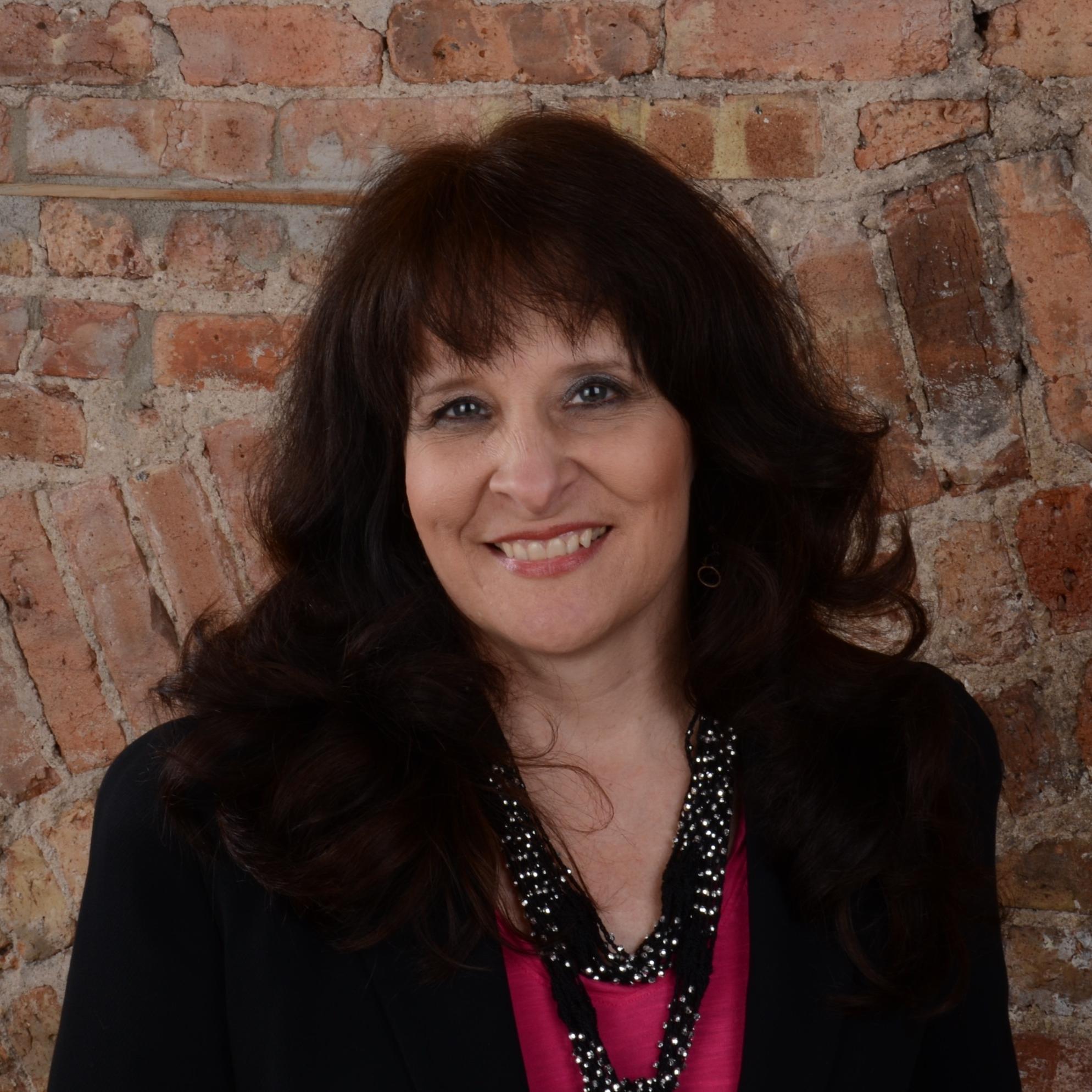 Generational Diversity Author | Speaker | Consultant | Business Strategist | @maryerlain