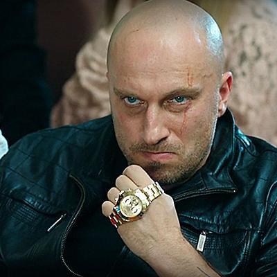 Вадик, у тебя МТС? Жора, если бы у меня был МТС, я бы на Феррари ездил и на Канарах жил. Это не у меня МТС, это я у МТС.