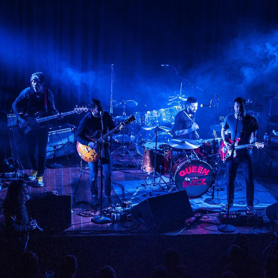 QueenOfTheBuzz's profile picture. Four-piece rock band/your source for the lastest in hot celebrity gossip.