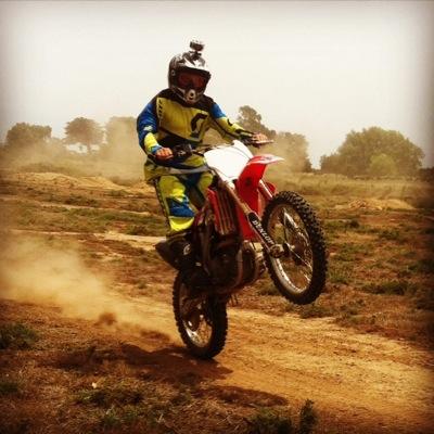 15, Hunting,footy,working out,motorbike riding kik:8heapy8 snapchat:shit-heap single