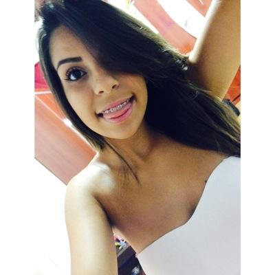 @DeelAmaral ♥ .