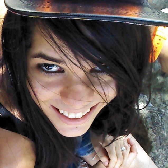 #AmoRosaDeSarom
#RockPoesiaEFé
#TudoQueEuPreciso!