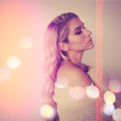 A N I M A L $ — we are the misfits, we are the bad kids — Saw Kesha 07-05-11