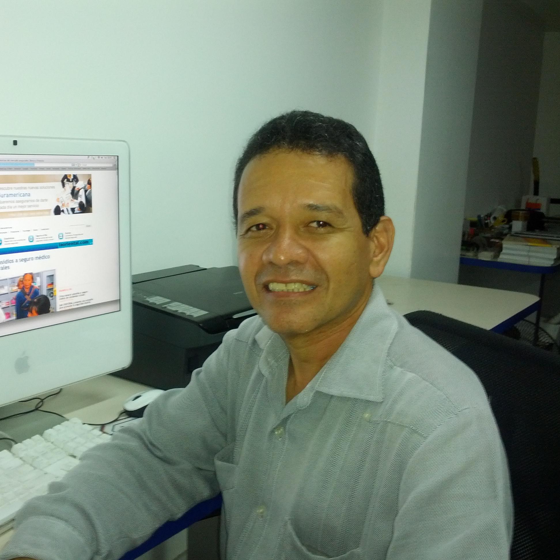 Consultor de mercadeo en seguro de vida y pensión