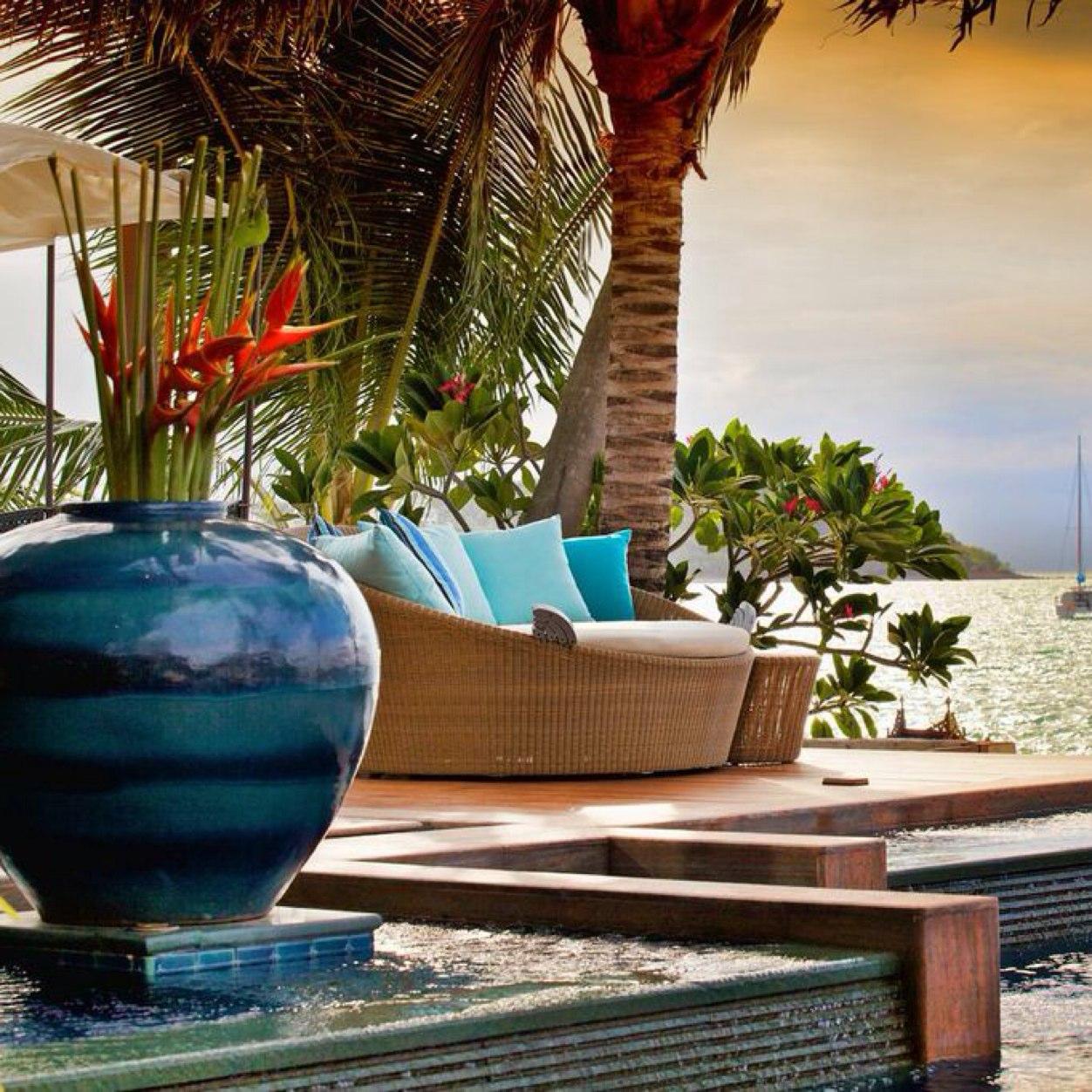 exclusiveresor's profile picture. ERM is a personal sales, marketing and PR representation company dedicated to the promotion of independent luxury hotels, resorts & villas in fabulous locations