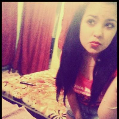 Solo quiero mirarte y olvidar el pasado ❤️