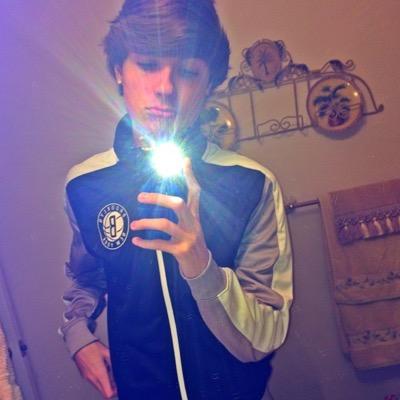 If i follow you, follow back & ill slide in them dm's.