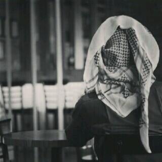 الله يجازي من يسوي سواتك ،،،،،