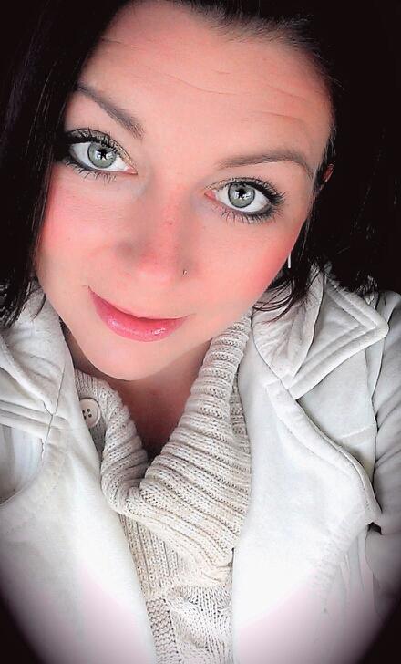 Hi everyone I work at zumbido hair studio in Parker Colorado I am at 6 years stylist ongoing entreprenuer I have a huge personality and lots of talent to fit ev
