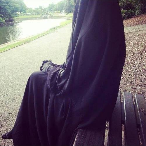 nur_hana97's profile picture. hiasilah dirimu dengan akhlak mulia :) Allah always be there for you my dear ~