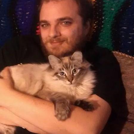 Katarack21's profile picture. Independent essayist. Pizza connoisseur. Dark beer lover. Absolutely massive nerd.