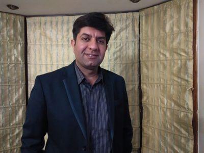 snarang02's profile picture. 