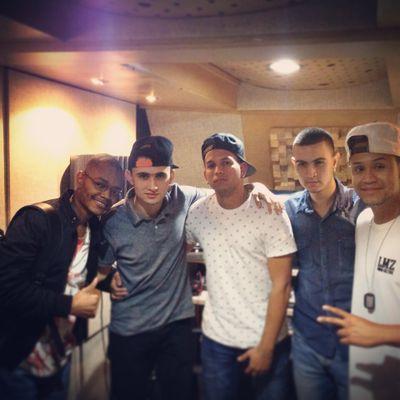 Productor de Musica Urbana, Propietario de @LibertyMusic, Integrante De El Duo @ChazyJhona